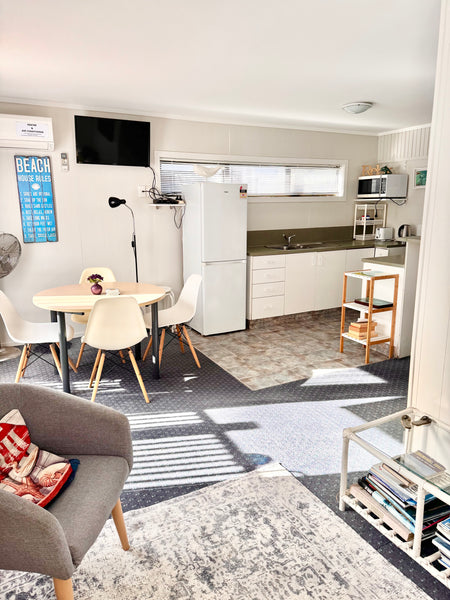 4 DAY / 3 NIGHT Private ART RETREAT in Tairua, NZ for 2 people. -JULY 2025