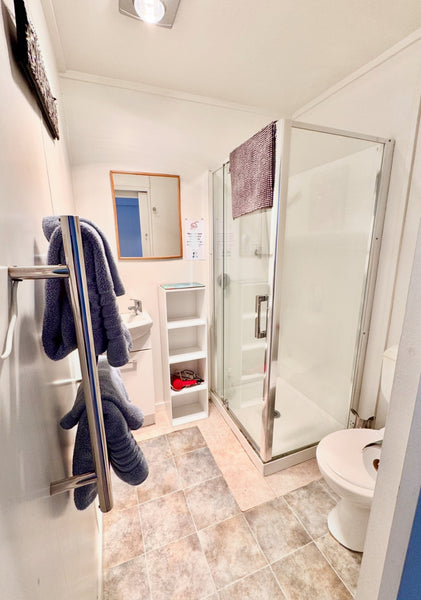4 DAY / 3 NIGHT Private ART RETREAT in Tairua, NZ for 2 people. -JULY 2025