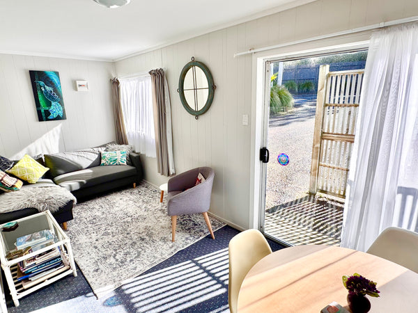 4 DAY / 3 NIGHT Private ART RETREAT in Tairua, NZ for 2 people. -JULY 2025