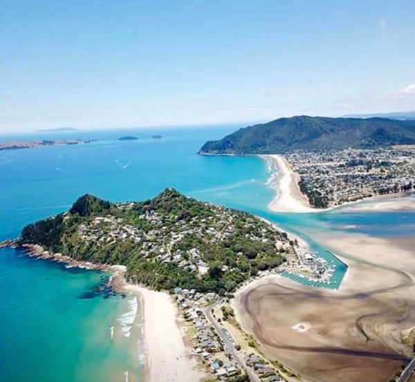 4 day / 3 night Private ART RETREAT in Tairua. For 2 people